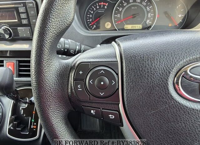 
								Toyota Voxy 2020 Model full									
