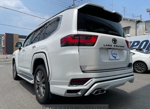 
								2023 TOYOTA LAND CRUISER full									