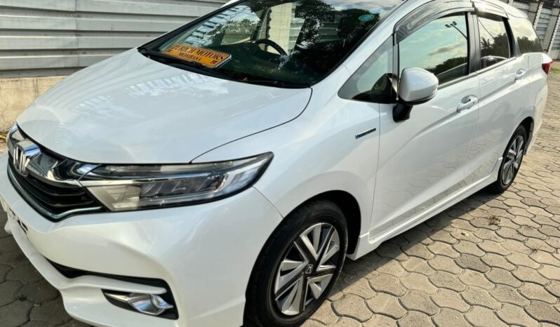 
								Honda shuttle 2018 Hybrid full									