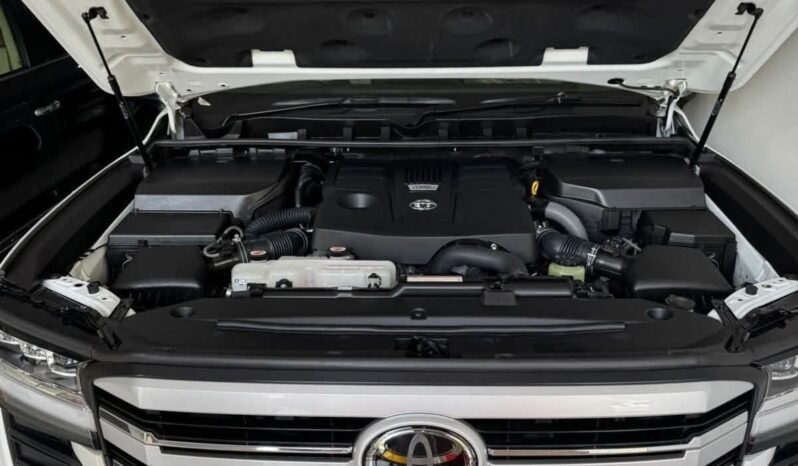
								TOYOTA LAND CRUZER LC300 2023 full									