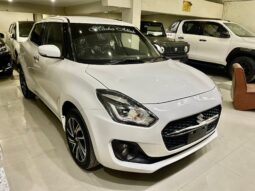 
										Suzuki swift 2019 Premium grade full									