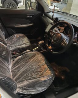 
										Suzuki swift 2019 Premium grade full									