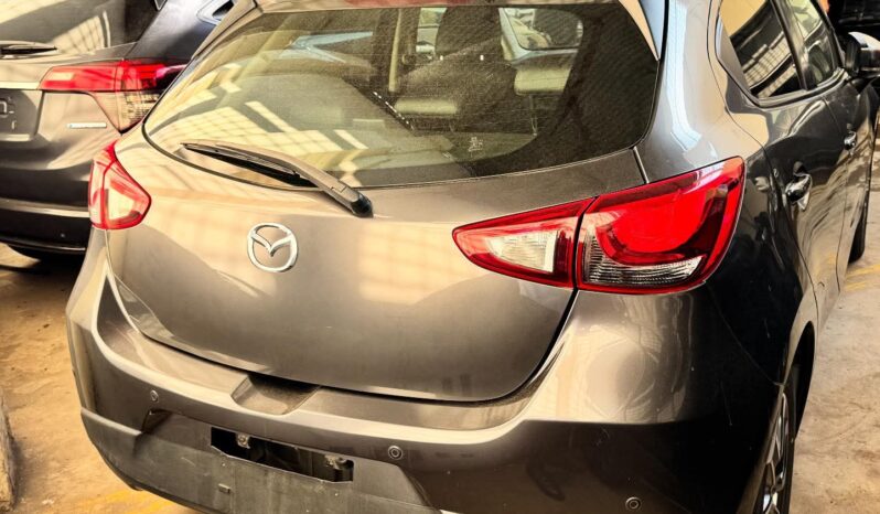 
								Mazda Demio XD-L 2018 full									