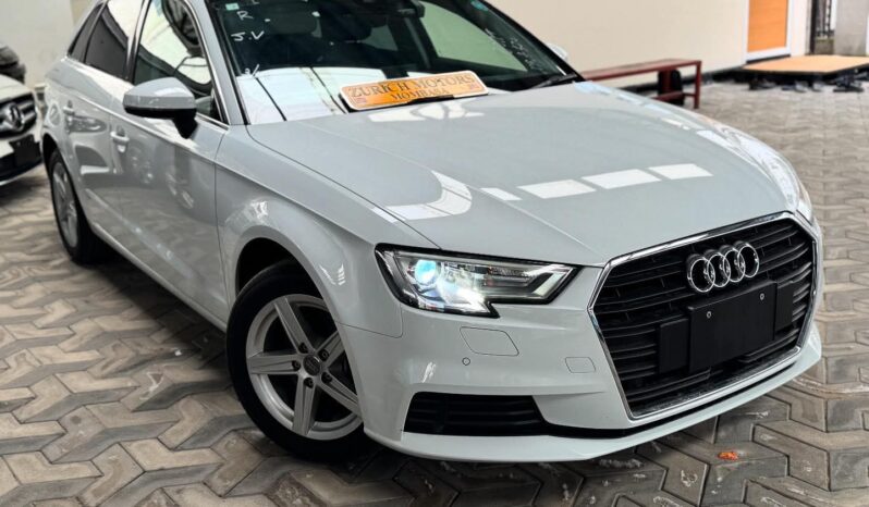 
								AUDI A3 2018 full									