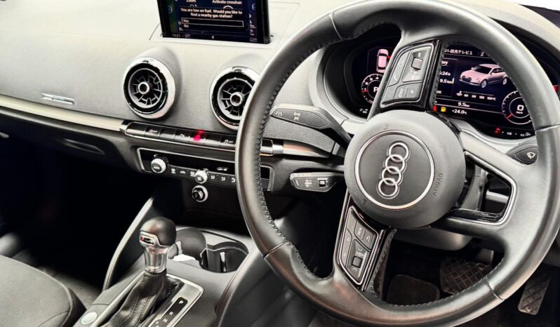
								AUDI A3 2018 full									